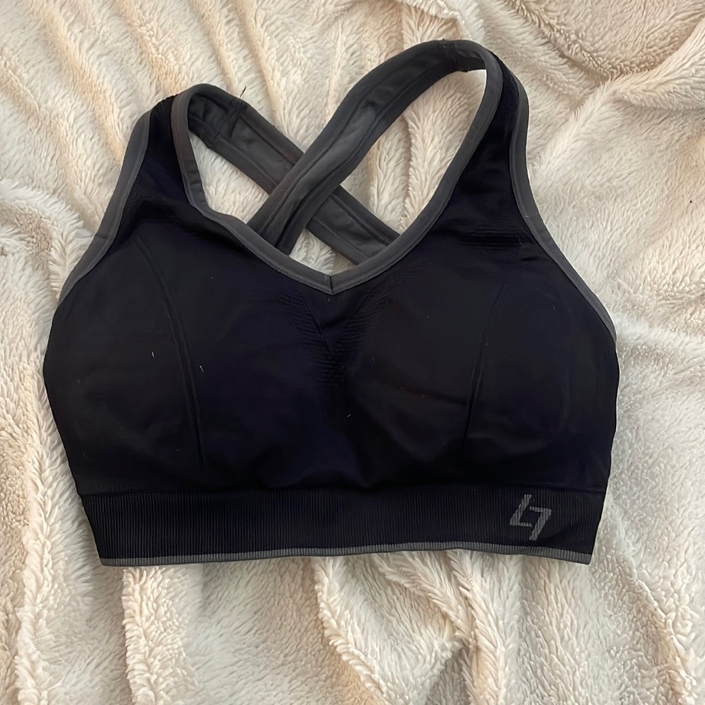 Sports bra